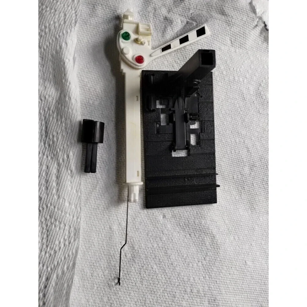 Vintage 1982 Lionel‎ Mechanical Semaphore Good Used condition With Box